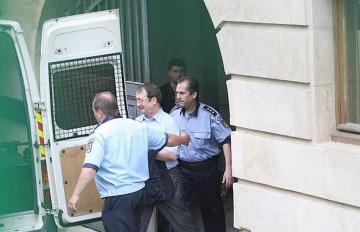 Mircea Băsescu şi Marian Căpăţână rămân în arest